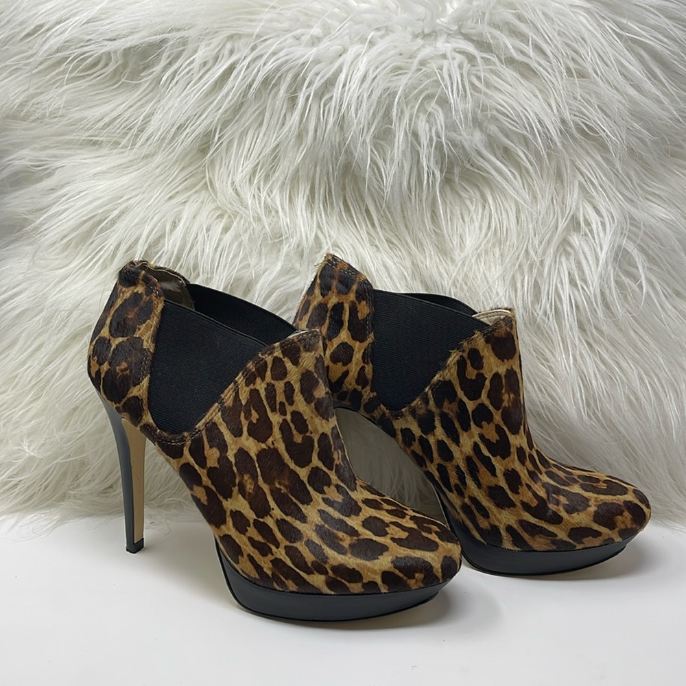 I NC International Concepts slip-on booties